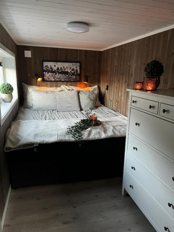 Exclusive Funkis Cabin, Lake View, Rooftop Terrace, Jacuzzi, Sauna, Close To Golf And Alpine Vrådal Eksteriør billede